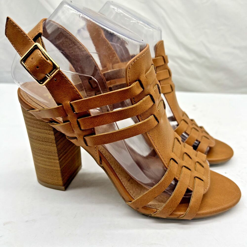 Report women size US 8 brown faux leather  4" chunky heel buckle sandals